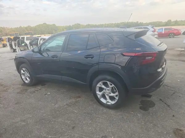 KL77LFEP7TC169706 — 2026 Chevrolet TRAX, фото 2 с аукциона Copart 13.10.2026, Боковая часть