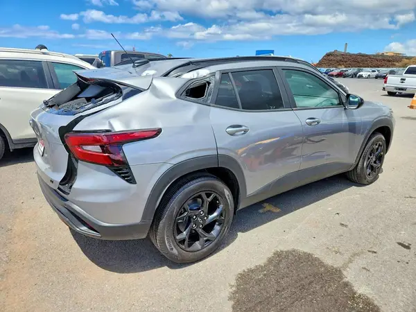 KL77LHEP6TC219099 — 2026 Chevrolet TRAX, фото 3 с аукциона Copart, Крыша