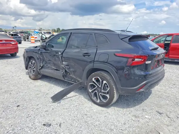 KL77LJEP1TC087070 — 2026 Chevrolet TRAX, фото 2 с аукциона Copart, Боковая часть
