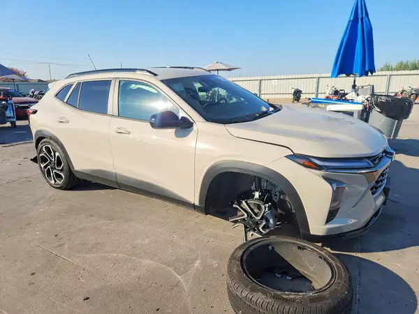 KL77LJEPXTC189984 — 2026 Chevrolet TRAX, фото 4 с аукциона Copart, Задняя часть