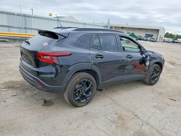 KL77LHEP3TC118683 — 2026 Chevrolet TRAX, фото 3 с аукциона Copart, Передняя часть