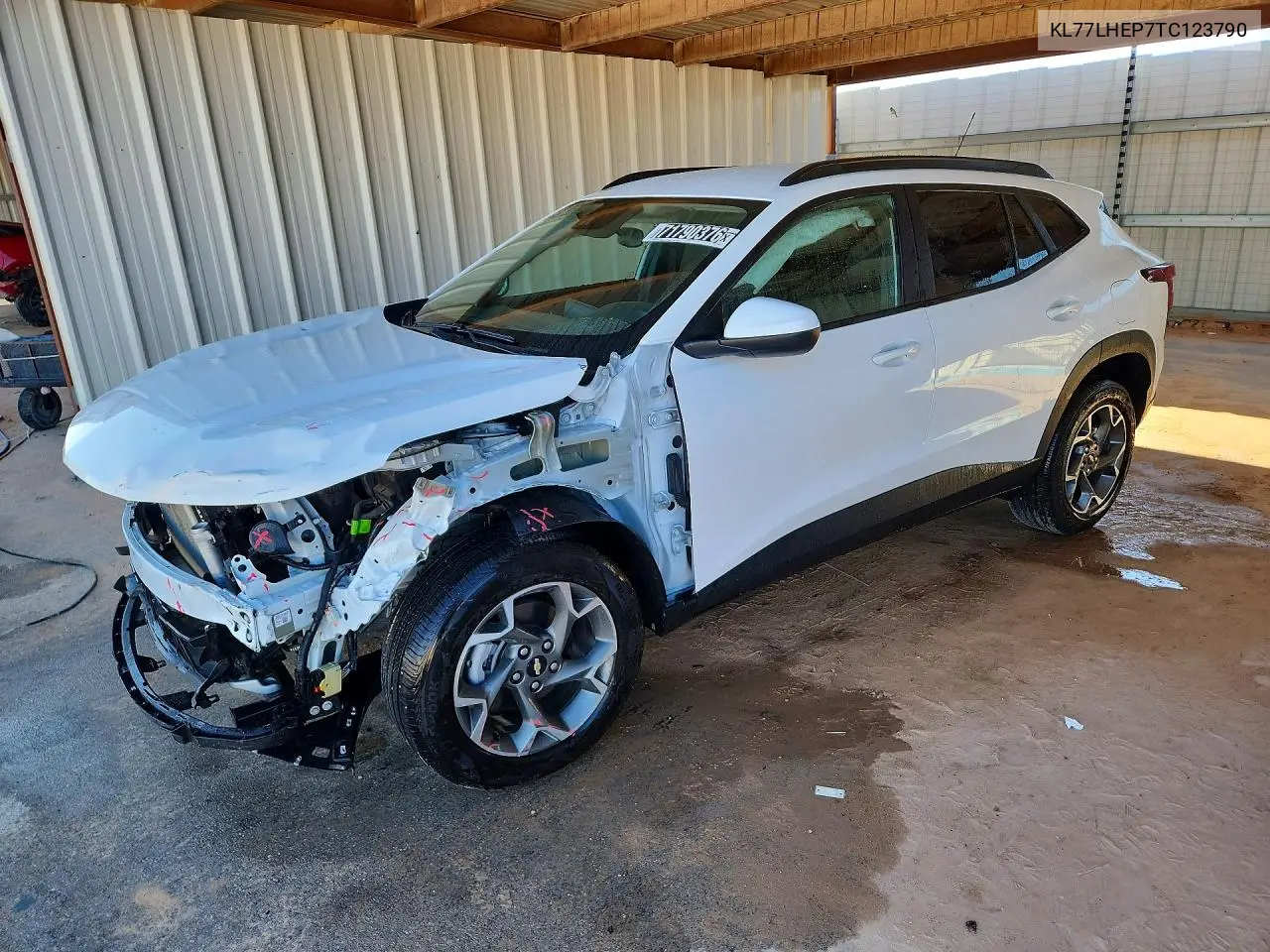 KL77LHEP7TC123790 Chevrolet TRAX 2026 — повреждение Передняя часть, фото до ремонта