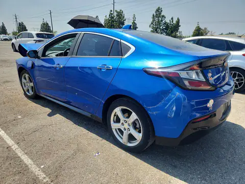 1G1RC6S57HU212319 — 2017 Chevrolet Volt, фото 2 с аукциона Copart 13.10.2026, Передняя часть