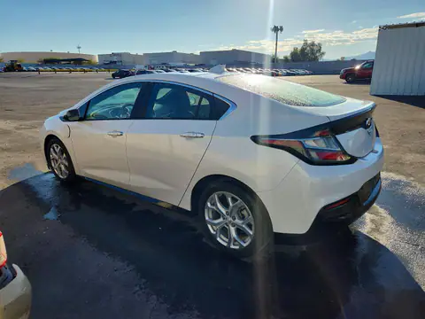 1G1RB6S56HU180403 — 2017 Chevrolet Volt, фото 2 с аукциона Copart 14.10.2026, Мелкие вмятины и царапины