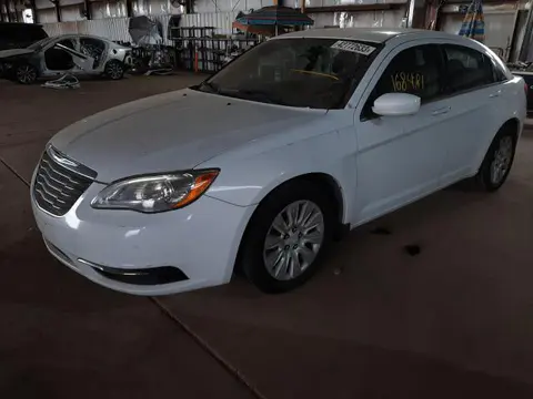 1C3CCBAB9CN256715 — 2012 Chrysler 200 LX, Передняя часть (Front End), фото до ремонта