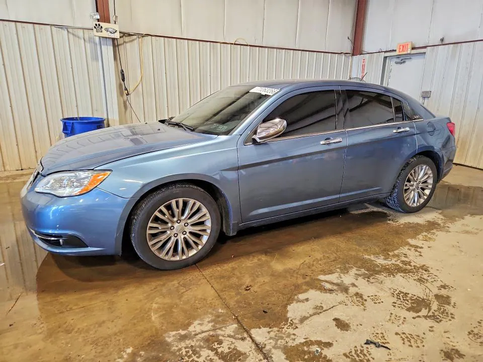 2011 CHRYSLER 200 VIN 1C3BC2FG5BN603505 фото 1