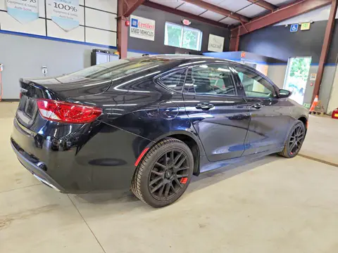 2015 Chrysler 200 VIN 1C3CCCDG8FN540418 фото 3