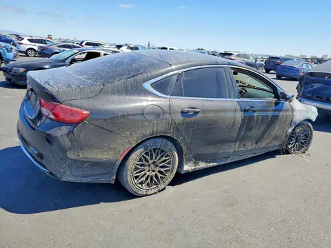 1C3CCCAB7FN684017 — 2015 Chrysler 200, фото 3 с аукциона Copart 14.10.2026, Вандализм