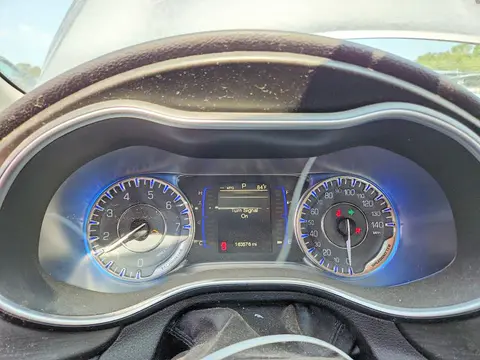 2015 Chrysler 200 VIN 1C3CCCABXFN599480 фото 9