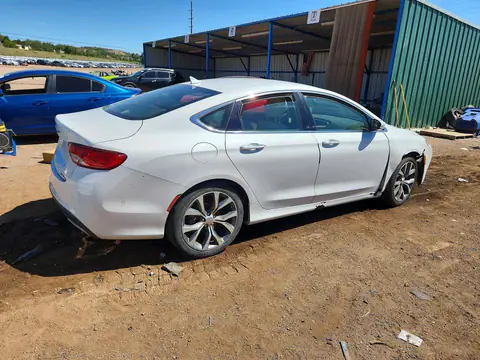 2015 Chrysler 200 VIN 1C3CCCEG4FN648484 фото 3