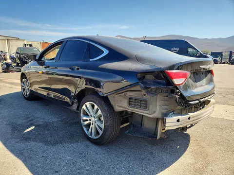 2015 Chrysler 200 VIN 1C3CCCABXFN717365 фото 2