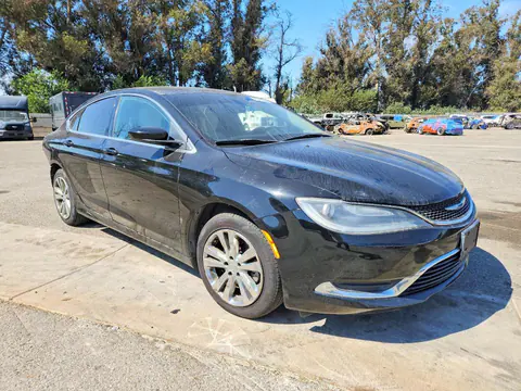 2015 Chrysler 200 VIN 1C3CCCABXFN717365 фото 4