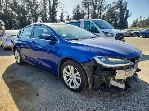 2015 Chrysler 200 VIN 1C3CCCAB0FN630767 фото 4