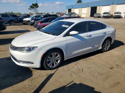 1C3CCCAB6FN600933 — 2015 Chrysler 200, Передняя часть (Front End), фото до ремонта