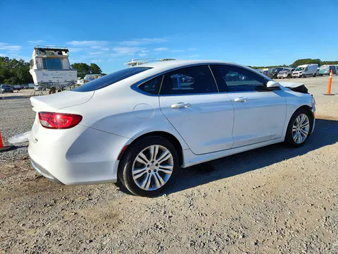 2015 Chrysler 200 Limited VIN 1C3CCCAB5FN748197 фото 3