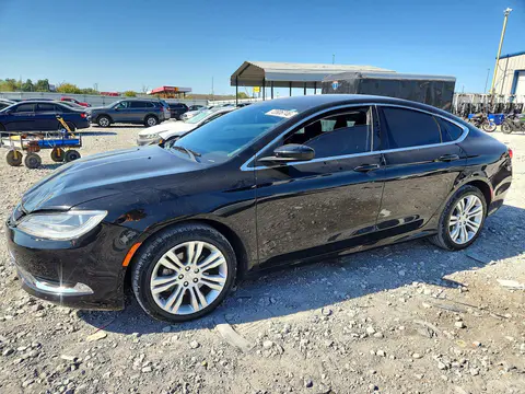 1C3CCCAB7FN753739 — 2015 Chrysler 200, Передняя часть, фото до ремонта