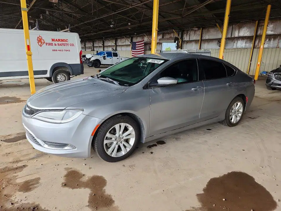 1C3CCCAB8GN178472 Chrysler 200 2016 — повреждение Мелкие вмятины и царапины, фото до ремонта