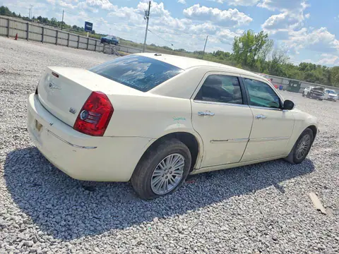 2C3CA5CVXAH307059 — 2010 Chrysler 300, фото 3 с аукциона Copart 06.10.2026, Боковая часть