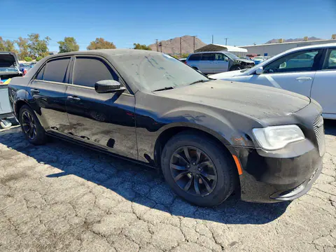 2015 Chrysler 300 VIN 2C3CCAAG0FH813885 фото 4