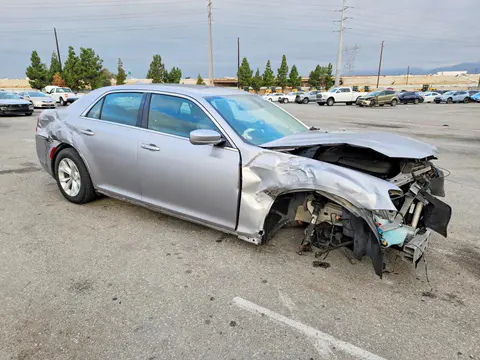 2015 Chrysler 300 VIN 2C3CCAAGXFH930776 фото 4