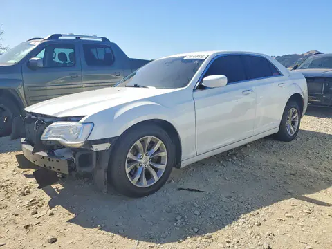 2C3CCAAG1FH818190 — 2015 Chrysler 300, Передняя часть (Front End), фото до ремонта