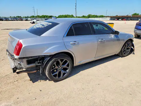 2C3CCAAG3HH577512 — 2017 Chrysler 300, фото 3 с аукциона Copart 30.09.2026, Передняя часть