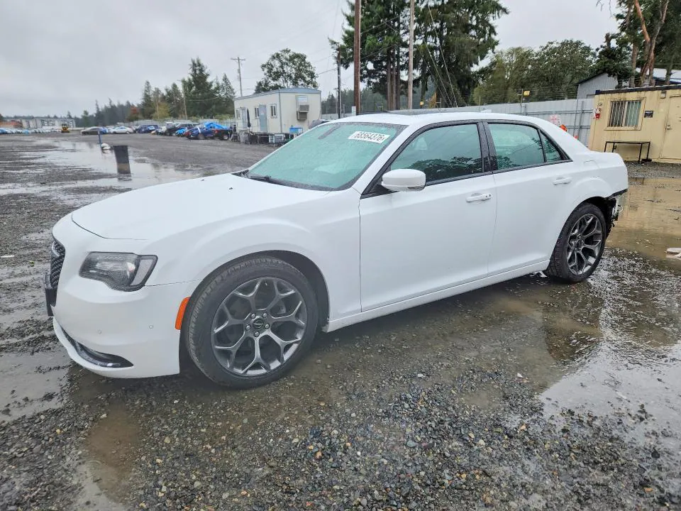 2017 Chrysler 300 VIN 2C3CCABG6HH653464 фото 1