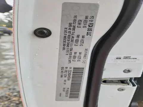 2017 Chrysler 300 VIN 2C3CCABG6HH653464 фото 13