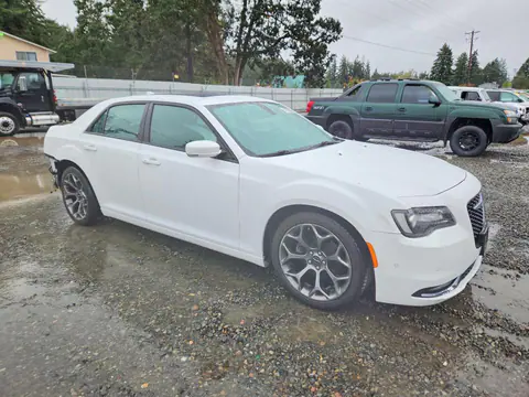 2017 Chrysler 300 VIN 2C3CCABG6HH653464 фото 4