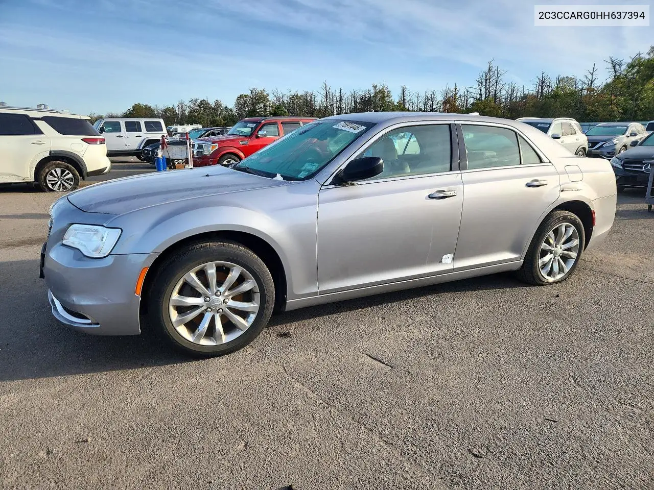 2017 Chrysler 300 Limited VIN 2C3CCARG0HH637394 фото 1