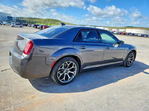2018 CHRYSLER 300 VIN 2C3CCAAG6JH320592 фото 3