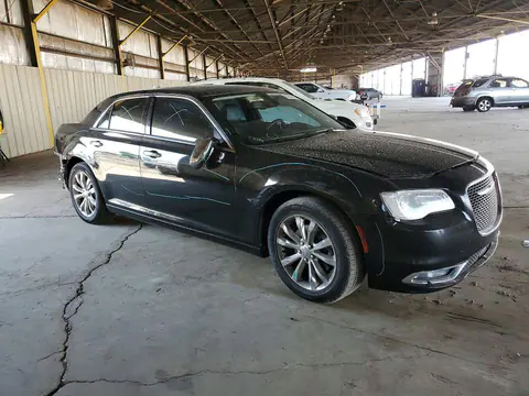 2018 Chrysler 300 VIN 2C3CCAKG4JH250489 фото 4