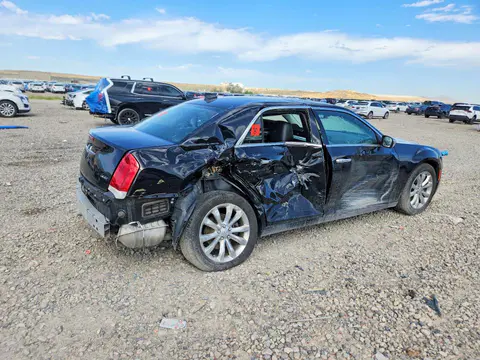 2018 Chrysler 300 VIN 2C3CCAKG6JH118091 фото 3