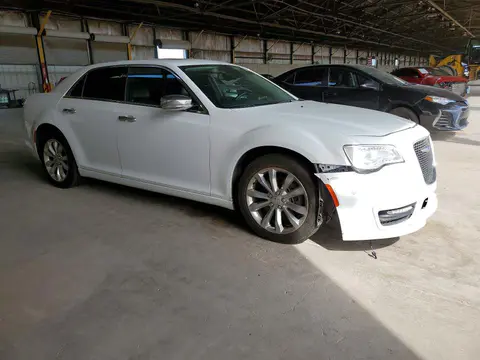 2018 Chrysler 300 VIN 2C3CCAKG9JH268552 фото 4