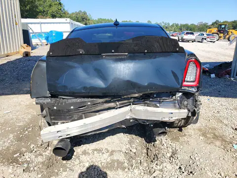 2C3CCABT1JH174985 — 2018 Chrysler 300, Передняя часть, фото до ремонта