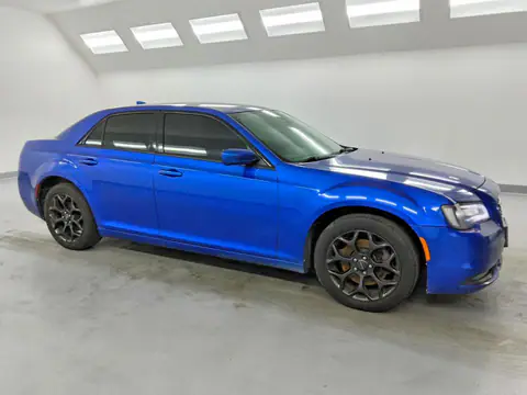 2C3CCAGGXKH536826 — 2019 Chrysler 300, фото 4 с аукциона Copart 06.10.2026, Механические повреждения