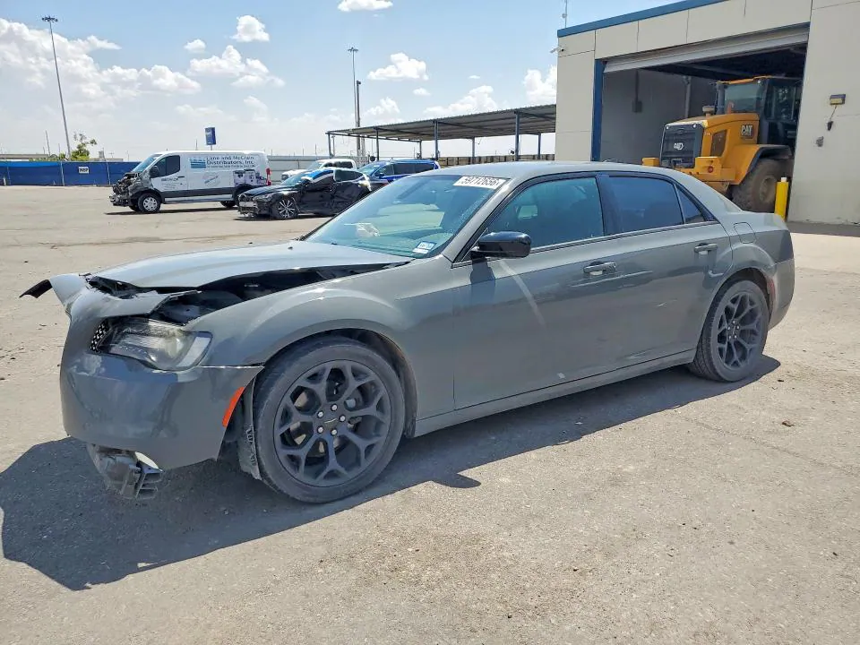 2019 Chrysler 300 VIN 2C3CCAAG3KH648389 фото 1