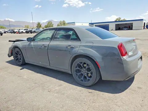 2019 Chrysler 300 VIN 2C3CCAAG3KH648389 фото 2