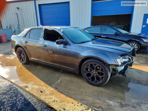 2C3CCAAG4KH614333 — 2019 Chrysler 300, фото 4 с аукциона Copart 15.10.2026, Передняя часть