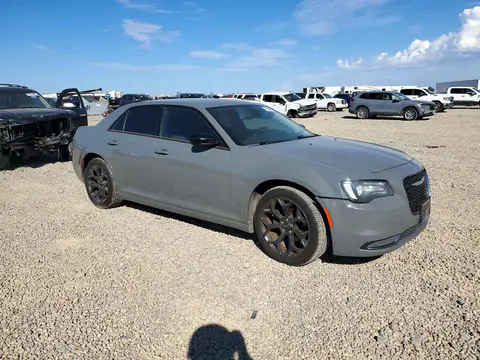 2019 Chrysler 300 Touring VIN 2C3CCAAG6KH590150 фото 4