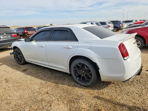 2022 Chrysler 300 VIN 2C3CCAGG6NH150909 фото 2