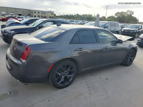2C3CCABG8PH633506 — 2023 Chrysler 300, фото 3 с аукциона Copart, Передняя часть