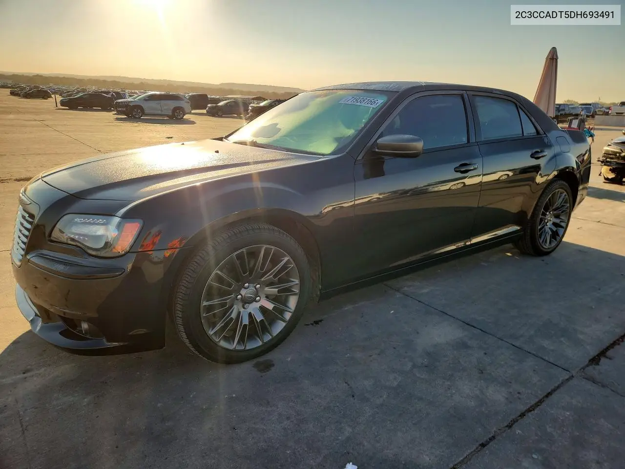 2013 Chrysler 300C Varvatos VIN 2C3CCADT5DH693491 фото 1