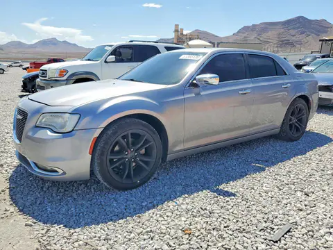 2C3CCAEG2GH351065 — 2016 Chrysler 300C, Передняя часть (Front End), фото до ремонта