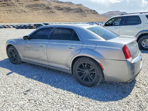 2016 Chrysler 300C VIN 2C3CCAEG2GH351065 фото 2