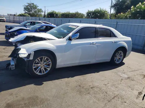 2C3CCAEG2GH298402 — 2016 Chrysler 300C, Передняя часть (Front End), фото до ремонта