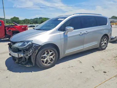 2C4RC1GG4HR620407 — 2017 Chrysler Pacifica, Передняя часть, фото до ремонта