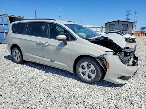 2017 Chrysler Pacifica VIN 2C4RC1CG3HR571092 фото 4