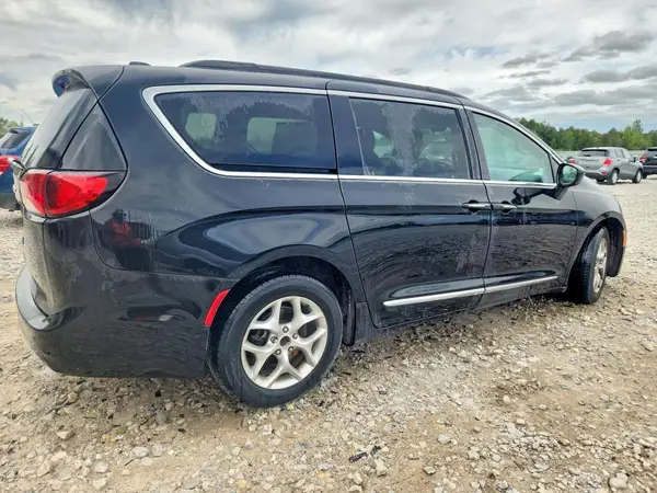 2C4RC1BG1HR670771 — 2017 Chrysler Pacifica, фото 3 с аукциона Copart 28.09.2026, Передняя часть