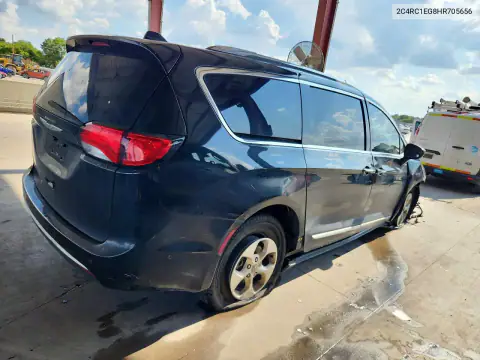 2C4RC1EG8HR705656 — 2017 Chrysler Pacifica, фото 3 с аукциона Copart 19.10.2026, Передняя часть